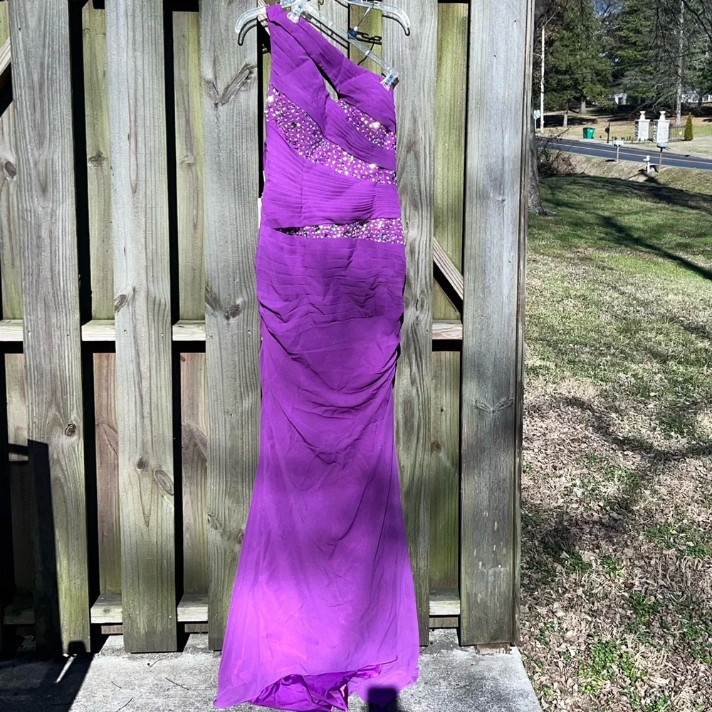 Judy Bridal one shoulder purple gown - Picture 1 of 14
